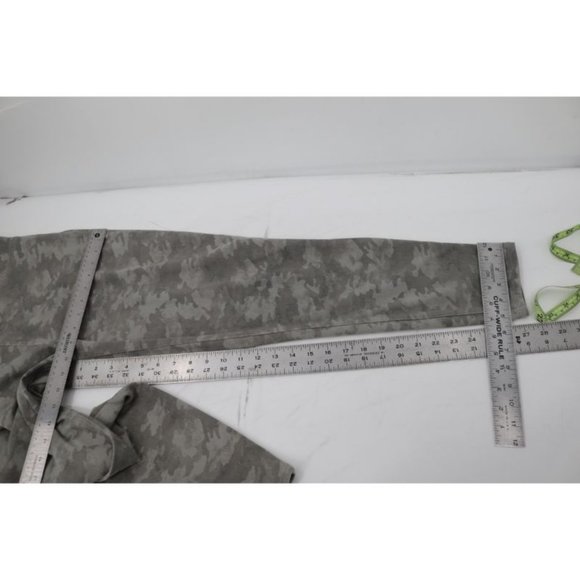 NEW SPANX Women 1X Jean-ish Ankle Leggings Stone Wash Camo High Rise - Picture 11 of 12